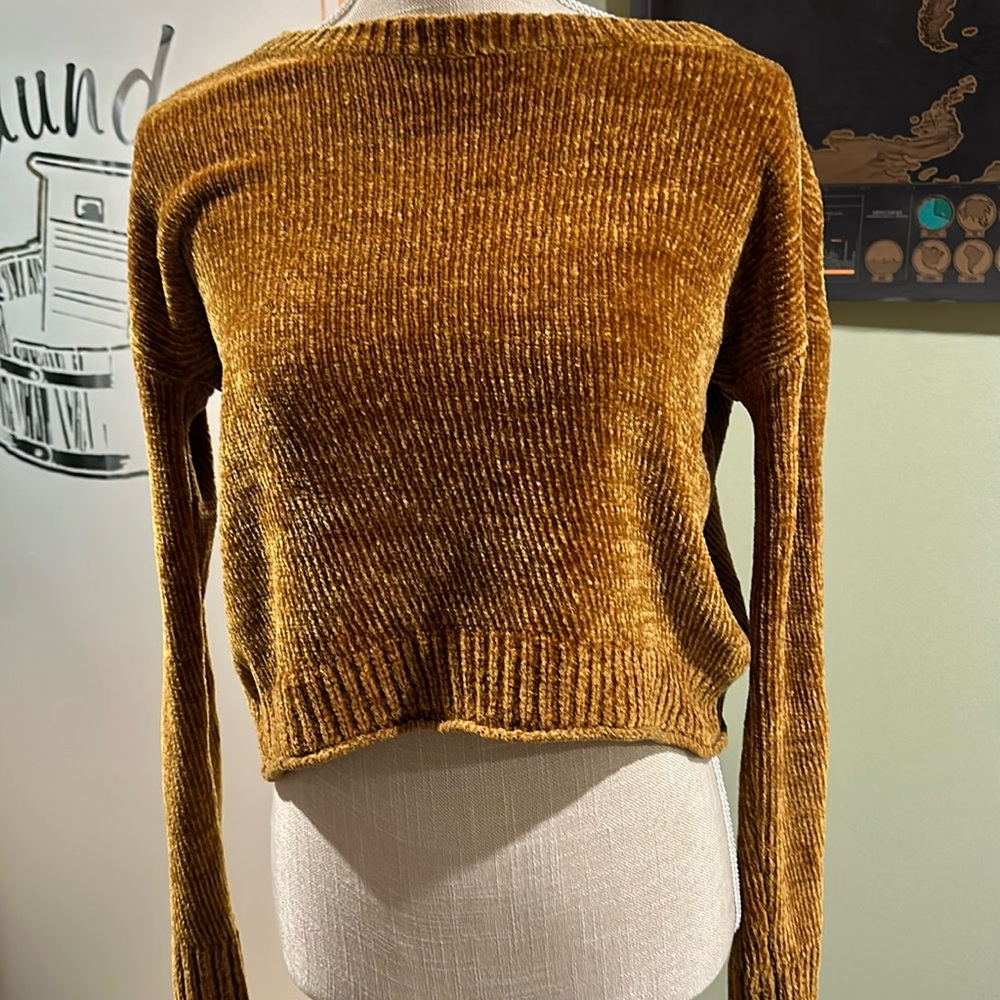 Mudd yellow tan sweater